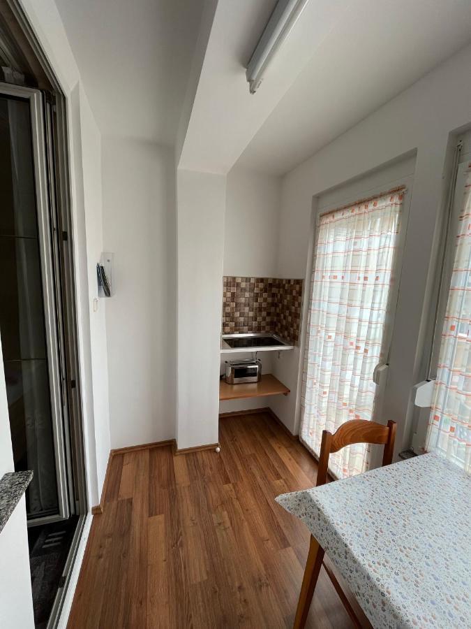 Karolin Apartman Bük المظهر الخارجي الصورة